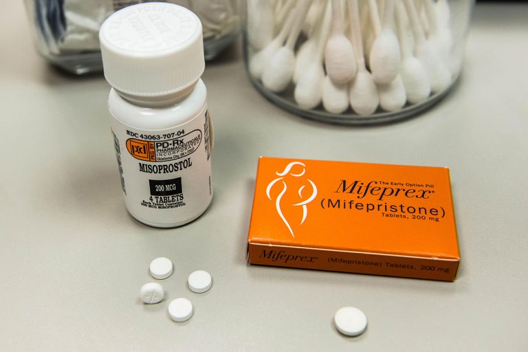 Aborto: diputados nacionales proponen la producción pública del misoprostol