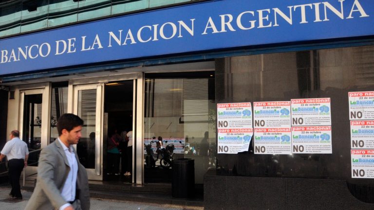 Banco Nación: paran el lunes por el asesinato de un cajero