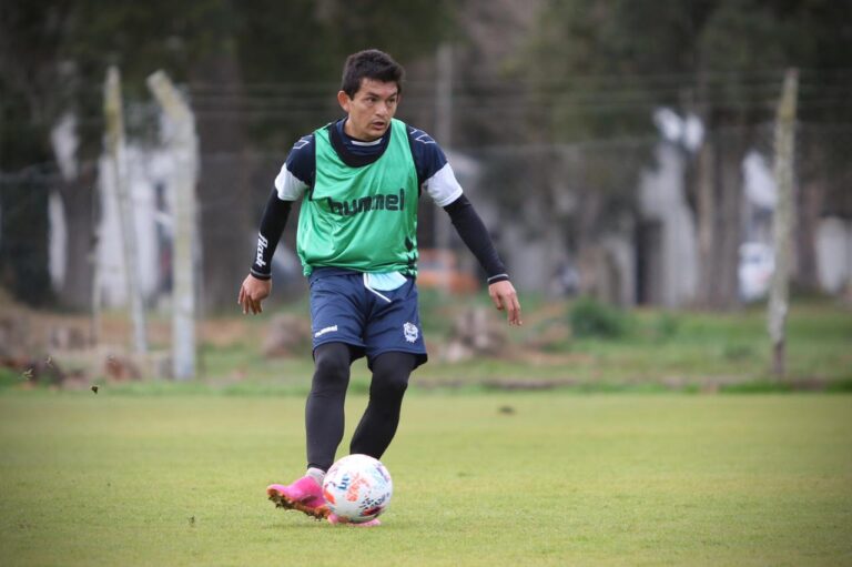 La “Pulga” Rodríguez sufrió molestia muscular y no debutará el sábado