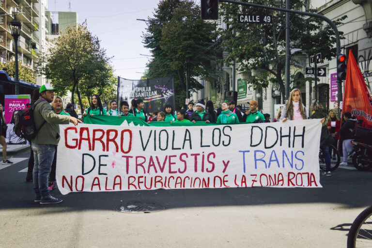 “No a la reubicación de la Zona Roja”: la movilización y la solidaridad en La Plata con la comunidad trans
